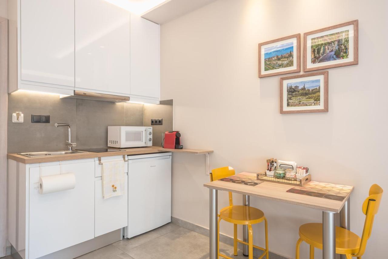 ✰Bright, Renovated, Spacious And Cosy Studio✰ 雅典 外观 照片